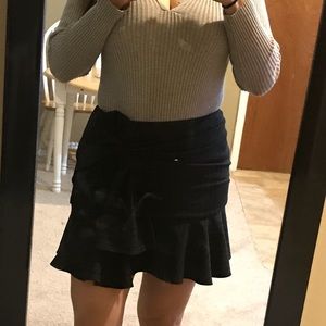 Beautiful brand new flare skirt w’ ribbon detail